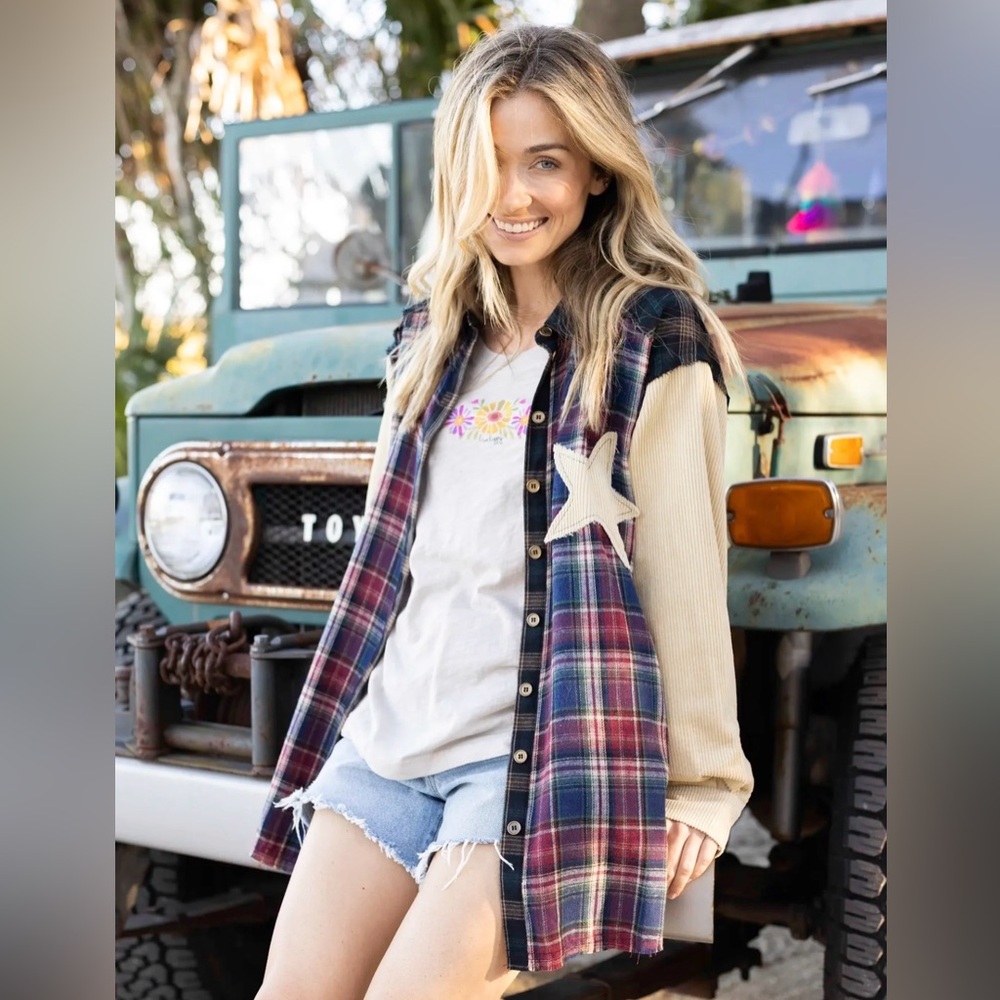 NWT Natural Life Carter Appliqué Oversized Flannel Shirt , Cream Star - Picture 2 of 8